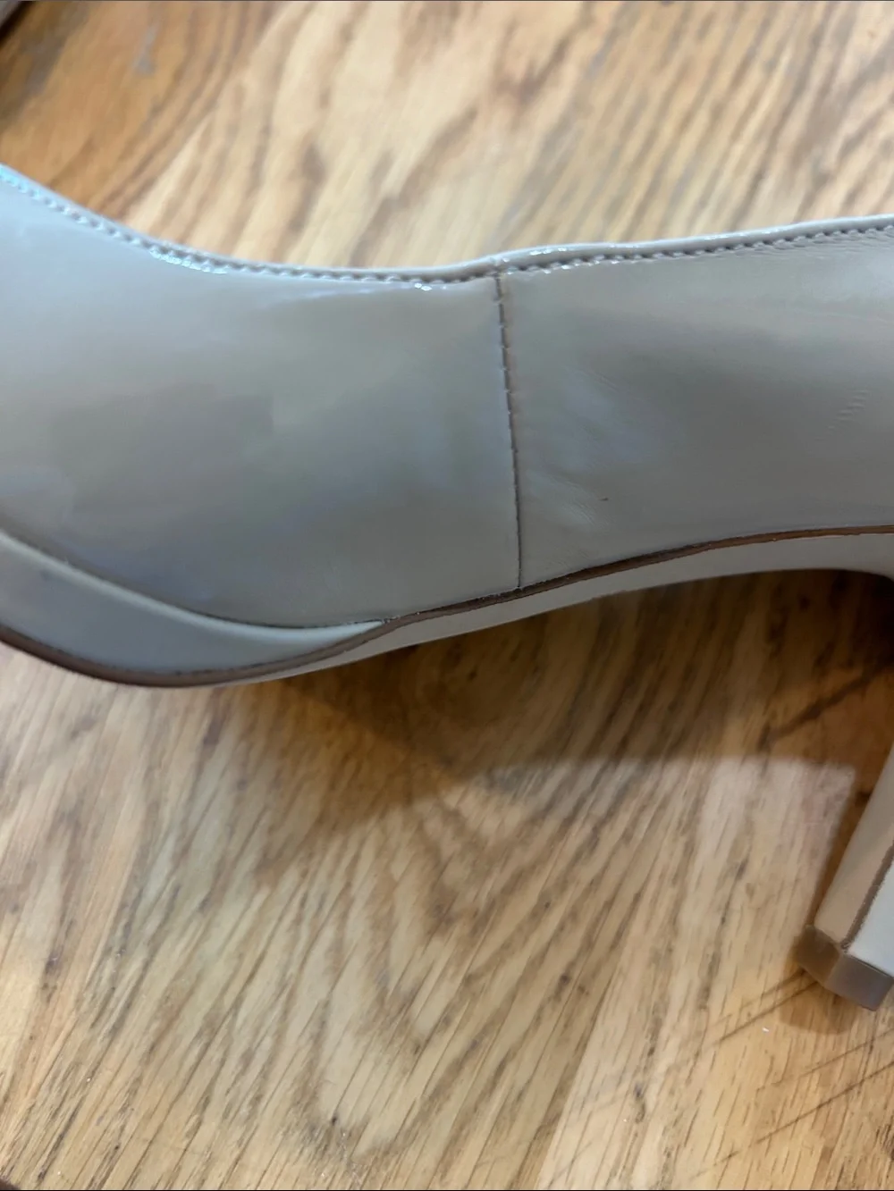 Anne Klein Beige Patent Leather Round-Toe Pumps